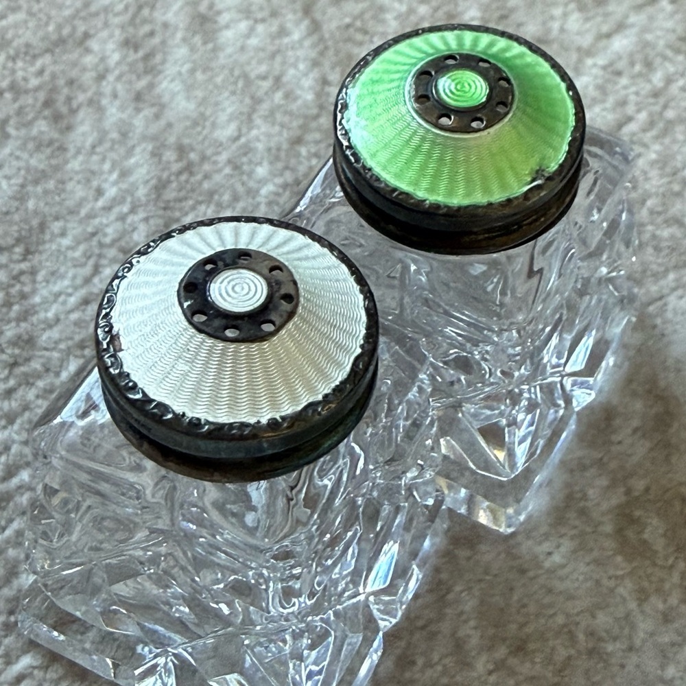 Vintage sterling silver Norway crystal Glass Salt and Pepper shakers - Picture 2 of 7